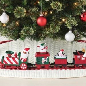 Brand New Christmas Train with Track